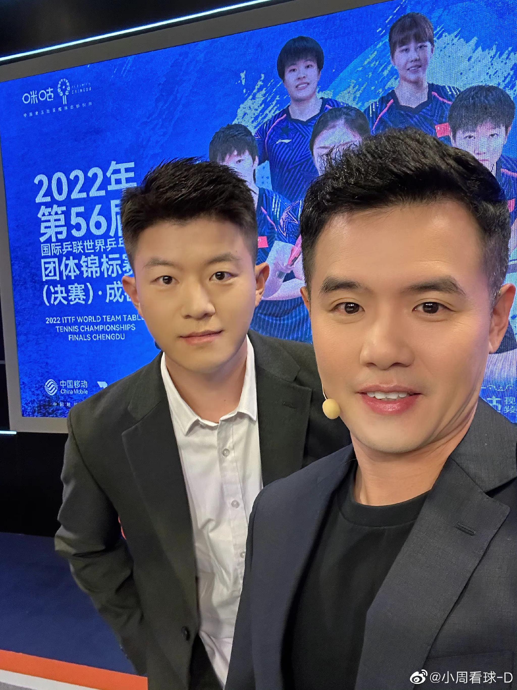 比赛落幕，球队胜利喜悦溢于言表的简单介绍