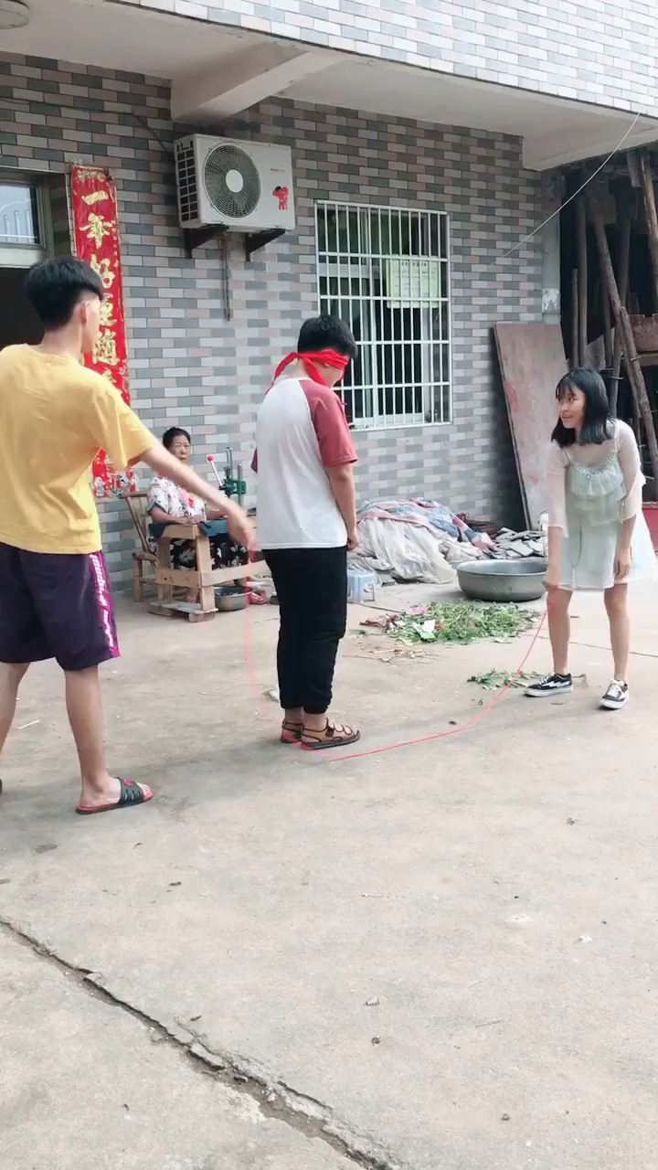 关于全民关注！精彩瞬间视频火爆网络的信息