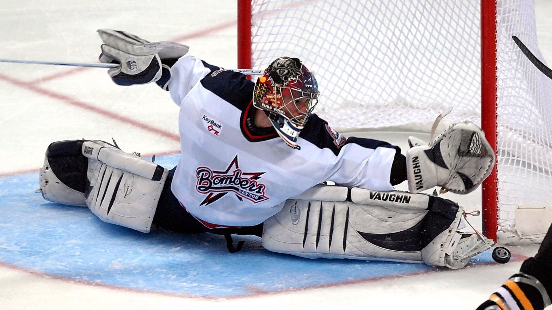 Faker巅峰对决，Uzi与70激战德国队分钟，爆冷胜负难料！