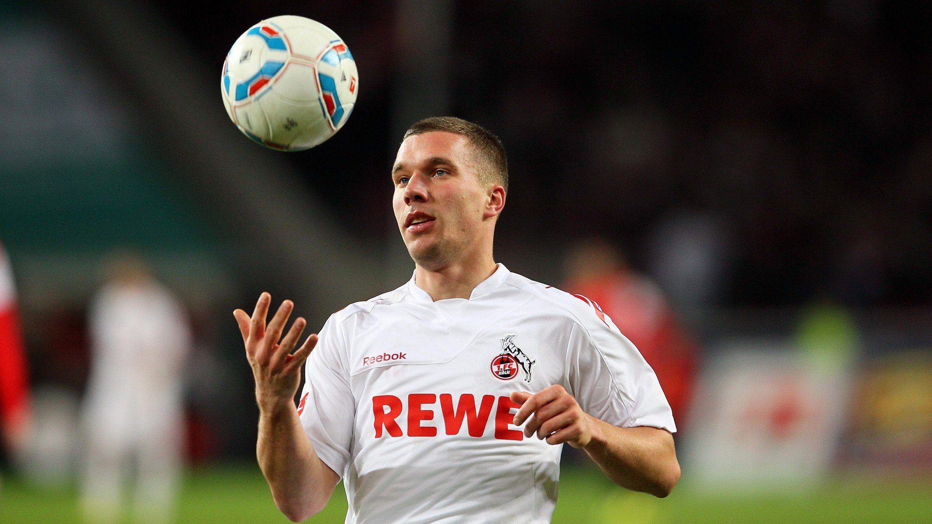 阿扎伦卡迎来十二赛季高光表现,公牛球迷沸腾!